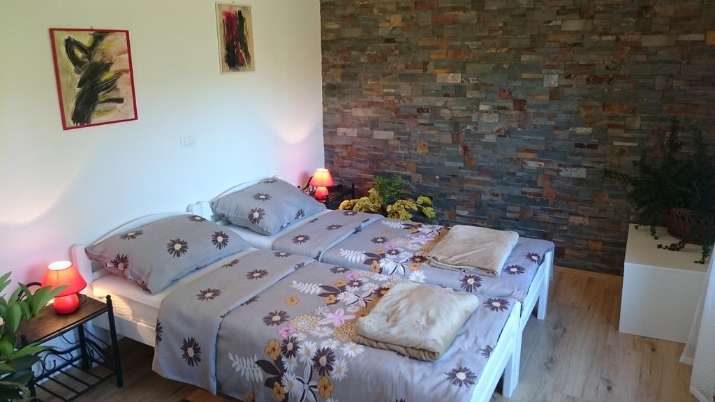 רוביני Guest House Korado מראה חיצוני תמונה