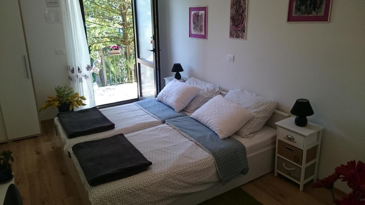 רוביני Guest House Korado מראה חיצוני תמונה